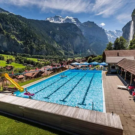 아파트 Beautiful Chalet With Views Of Waterfall, Mountains.. *