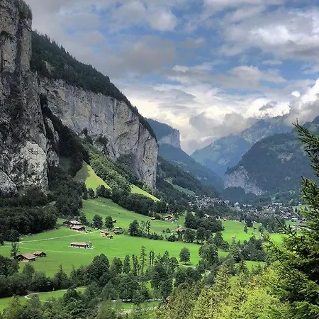 Beautiful Chalet With Views Of Waterfall, Mountains..
