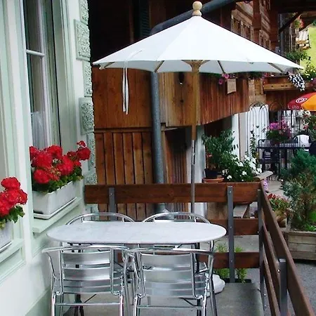 Beautiful Chalet With Views Of Waterfall, Mountains.. Apartment Lauterbrunnen